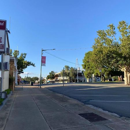Gateway Motor Inn Narrandera Dış mekan fotoğraf