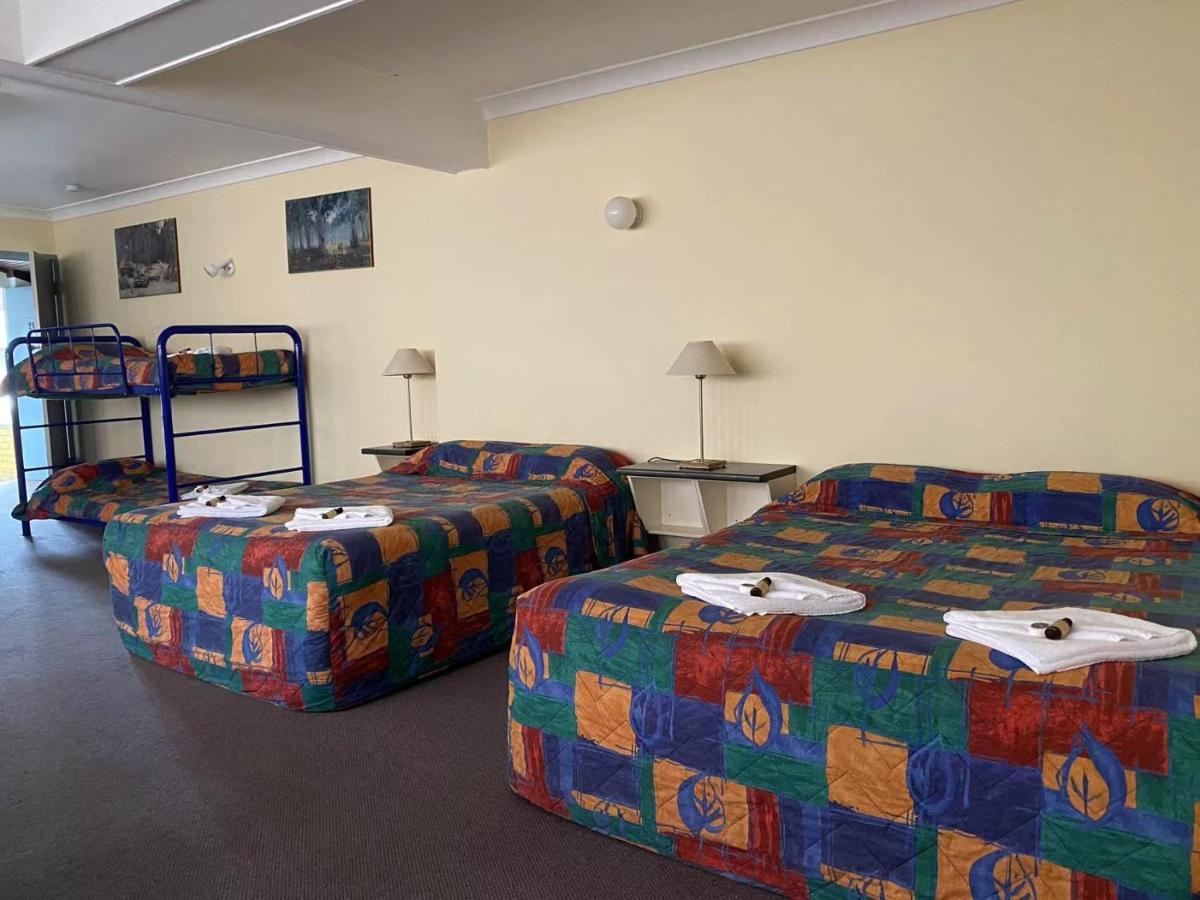 Gateway Motor Inn Narrandera Dış mekan fotoğraf