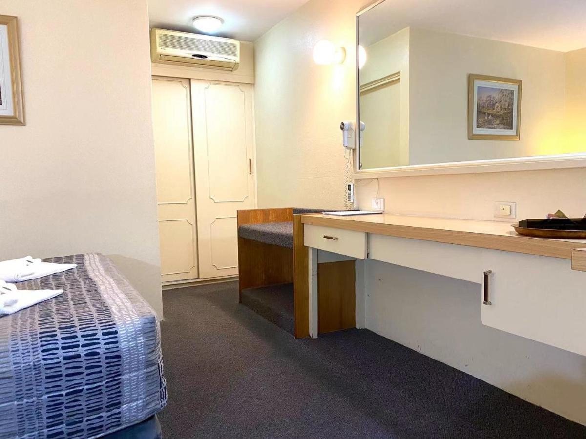 Gateway Motor Inn Narrandera Dış mekan fotoğraf